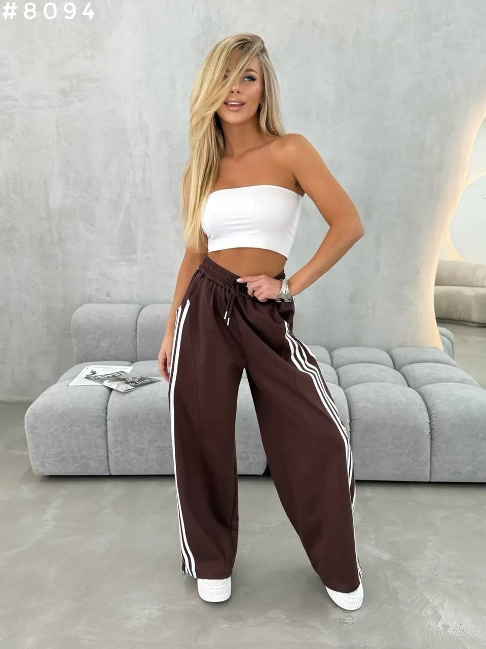 #8094 Side Stripe Wide-Leg Sweatpants