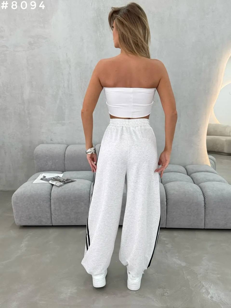 #8094 Side Stripe Wide-Leg Sweatpants