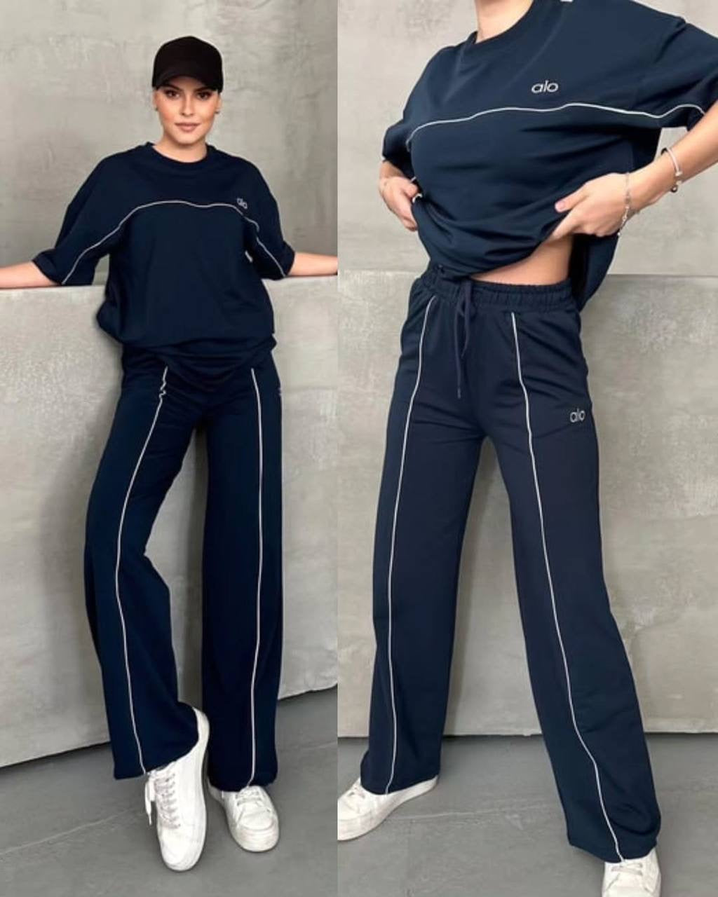 Alo Logo Contrast Piping Oversized T-Shirt & Wide-Leg Sweatpants Set