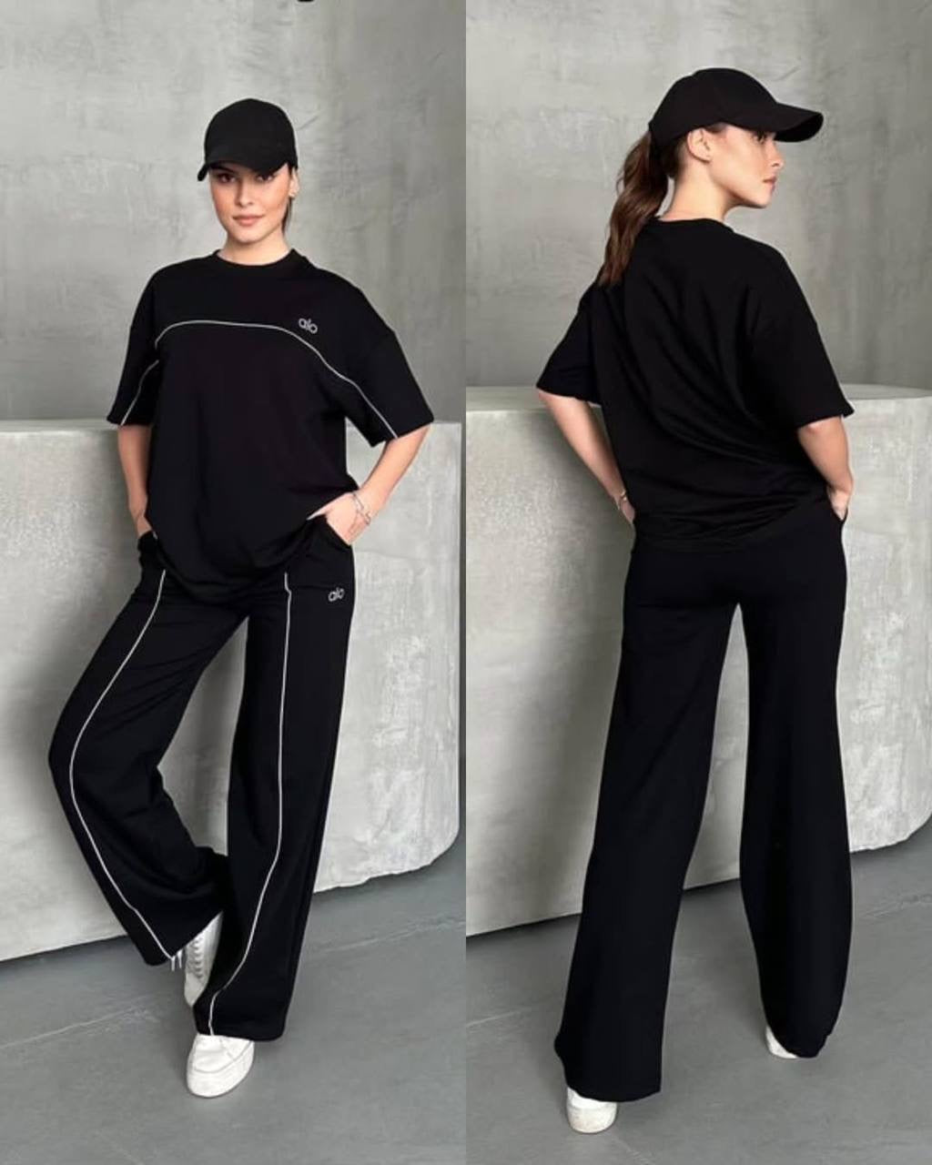 Alo Logo Contrast Piping Oversized T-Shirt & Wide-Leg Sweatpants Set