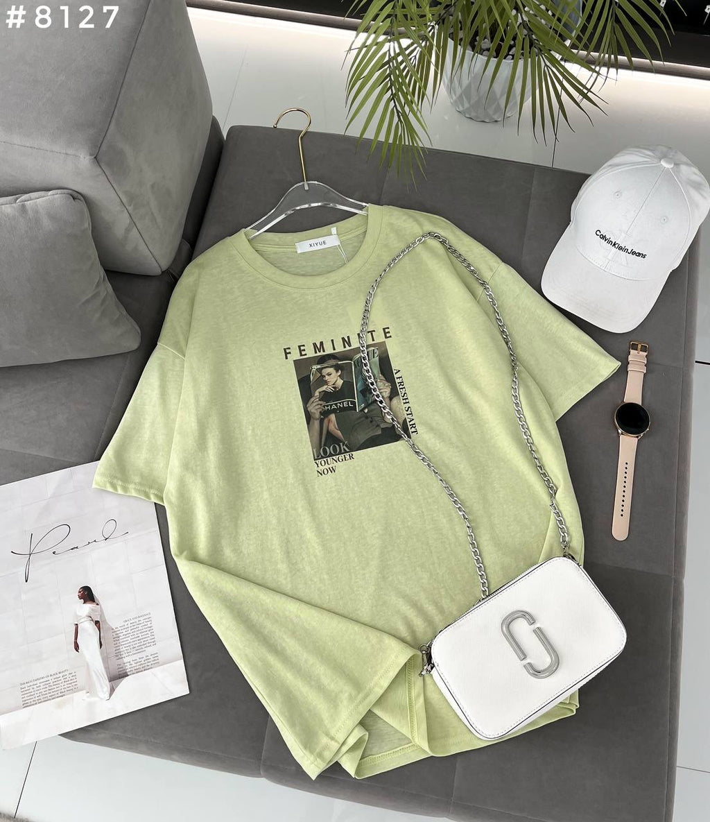 Feminite Magazine Print Oversized T-Shirt #8127