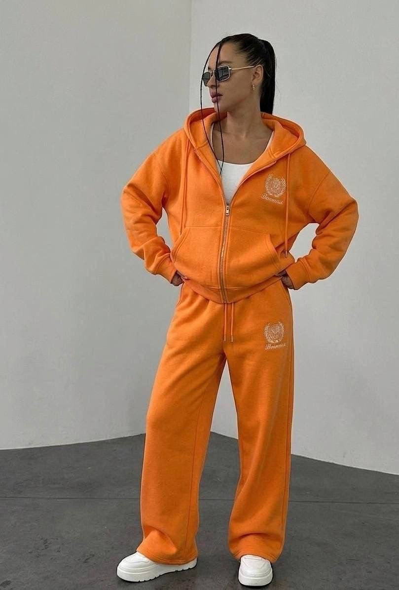 Bonneriee Club Athletic Tennis Club Oversized Zip Hoodie & Wide-Leg Sweatpants Set