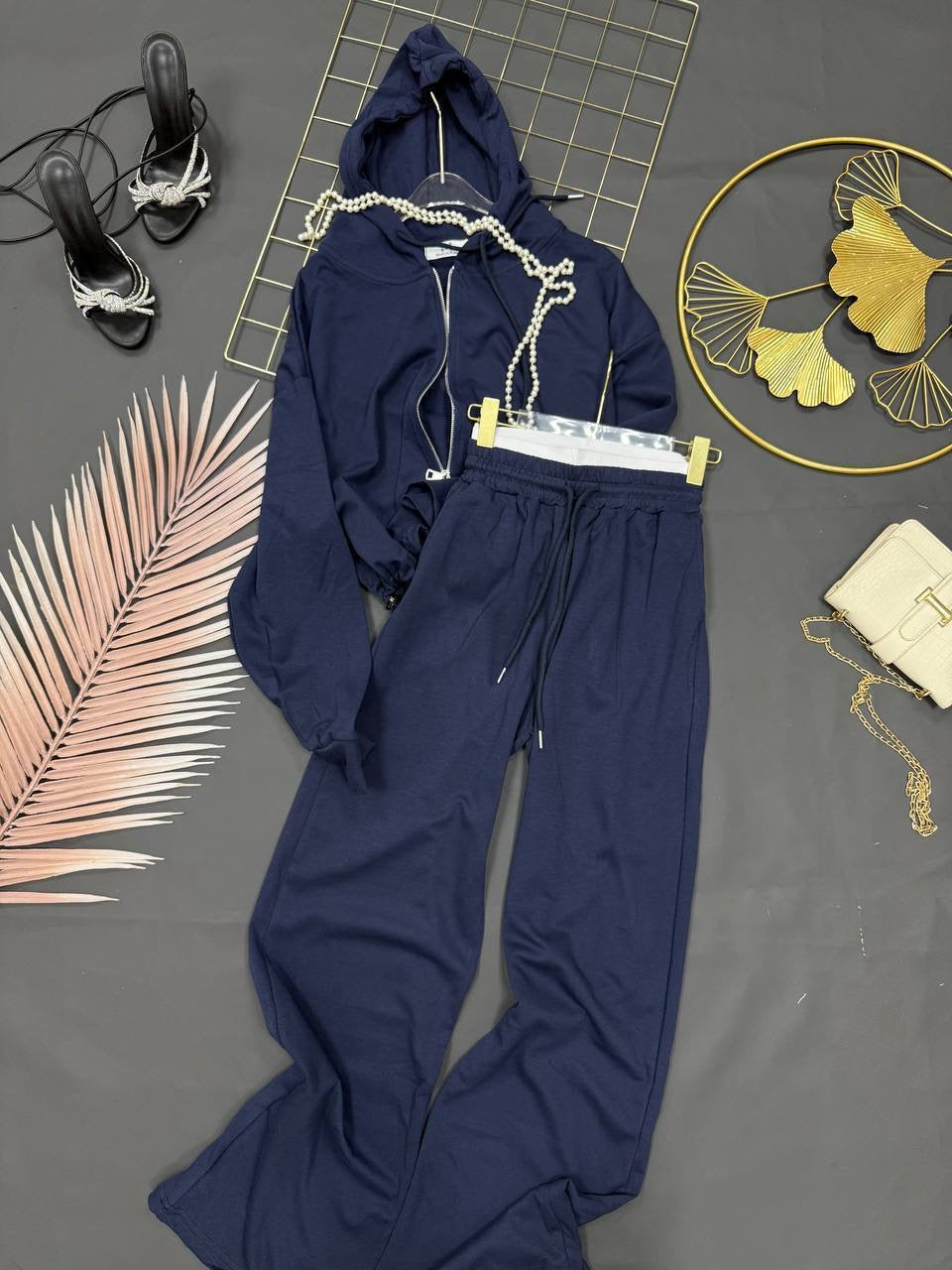 Cropped Zip Hoodie & Wide-Leg Jogger Sweatpants Set
