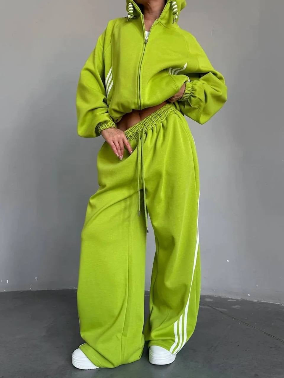 3-Stripe Oversized Cropped Zip Hoodie & Wide-Leg Sweatpants Set
