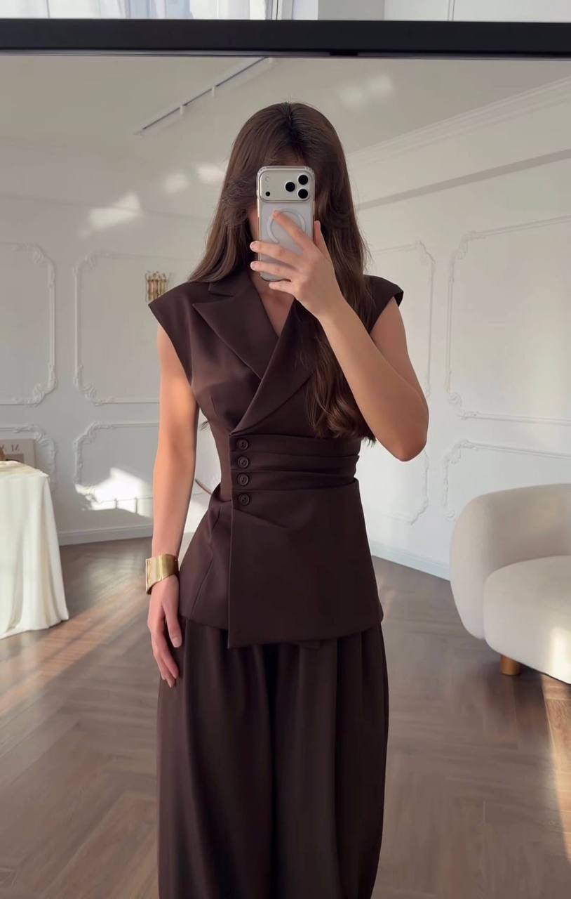 Sleeveless Blazer Vest & Balloon-Leg Trousers Co-ord Set