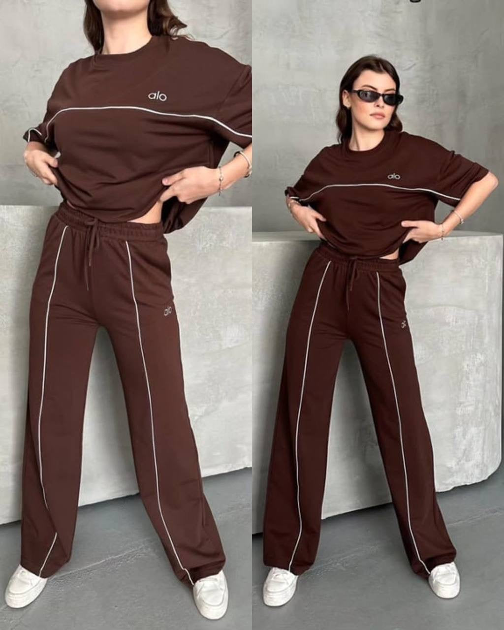 Alo Logo Contrast Piping Oversized T-Shirt & Wide-Leg Sweatpants Set