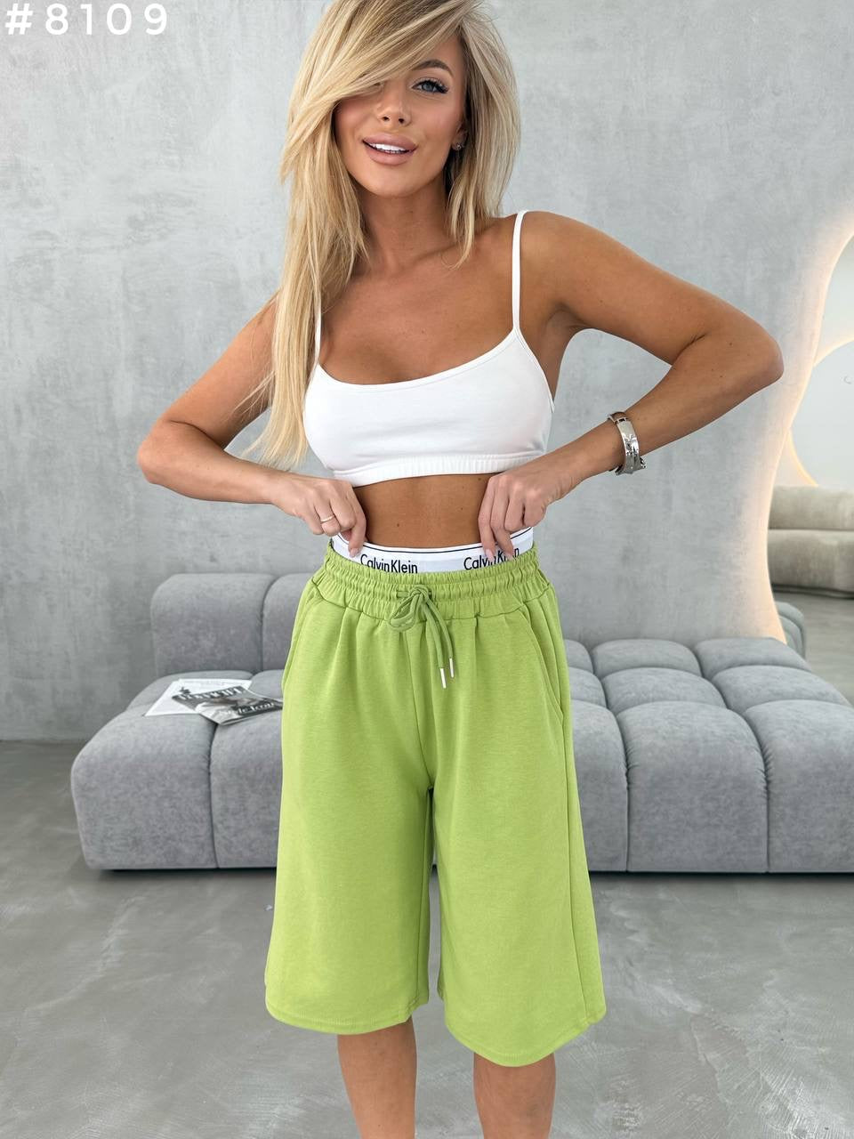 #8109 Logo Band Wide-Leg Bermuda Shorts