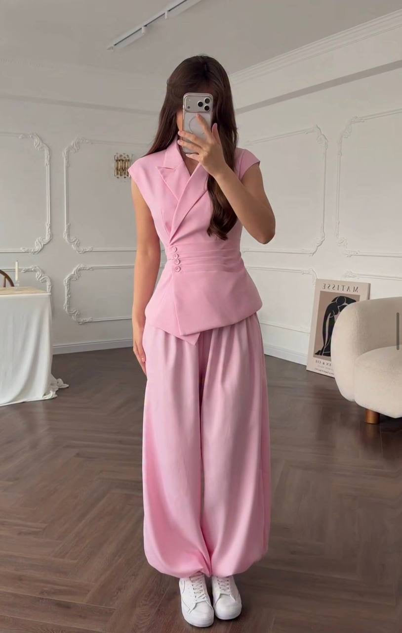 Sleeveless Blazer Vest & Balloon-Leg Trousers Co-ord Set
