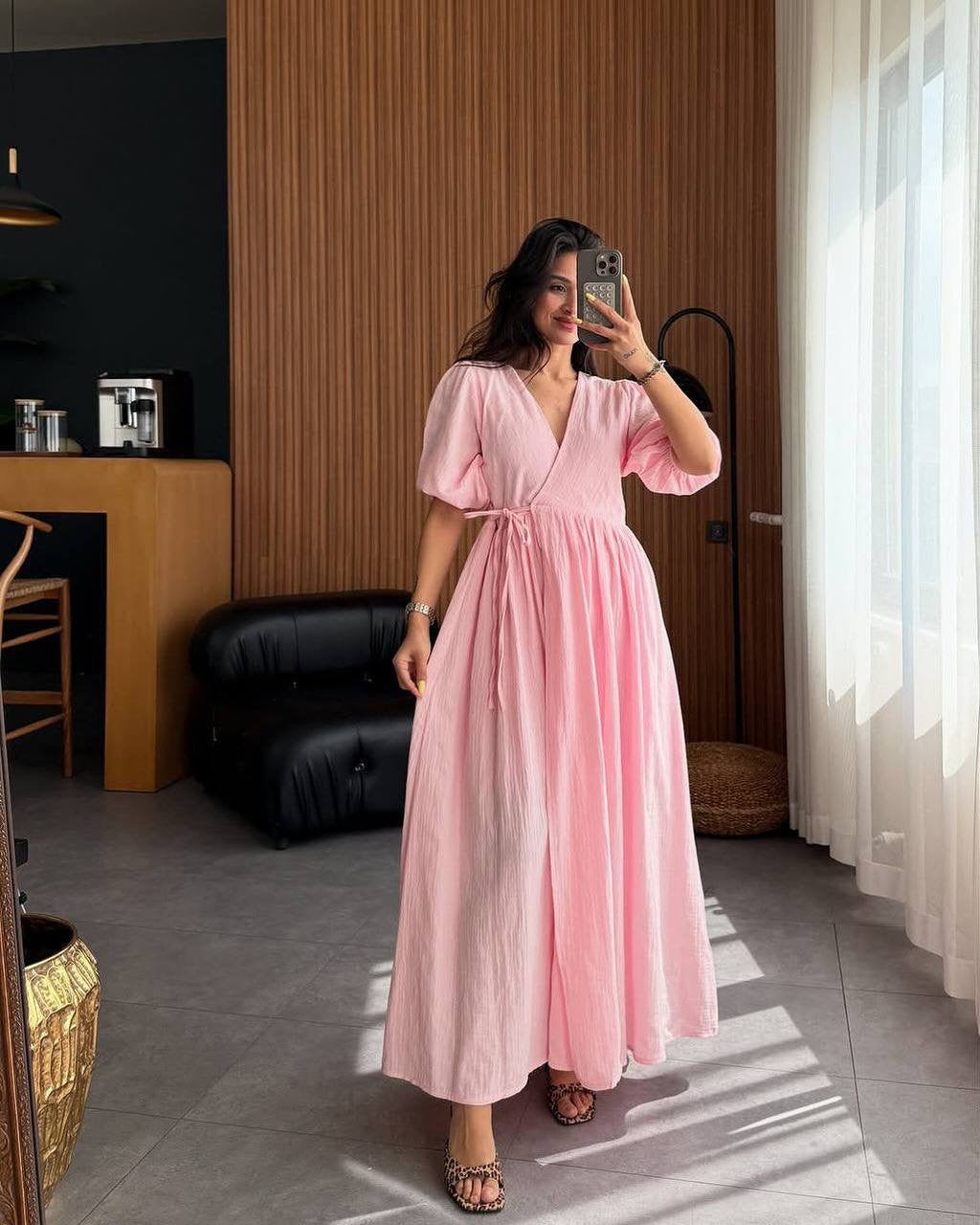 Crinkle Texture Puff Sleeve Wrap V-Neck Tie-Waist Maxi Dress